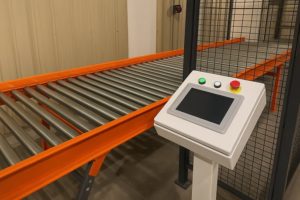 Sistema de Conveyors conectado a un HMI y trabajando con PLC